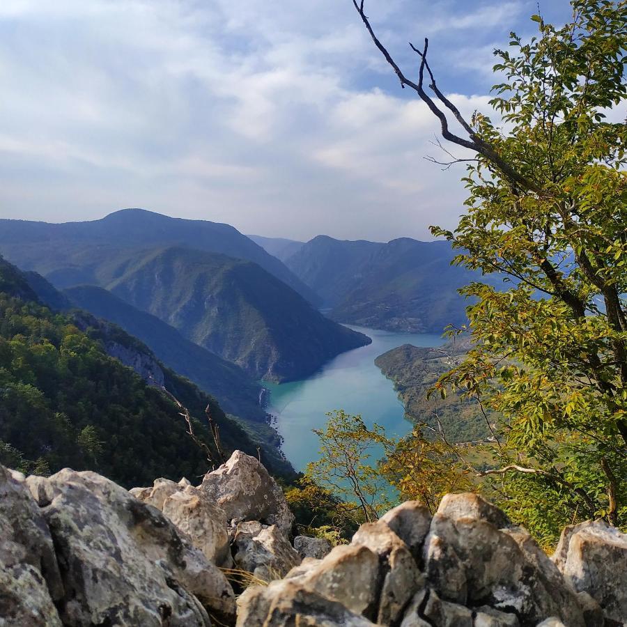 Dren - Banjska Stena Mitrovac Kültér fotó