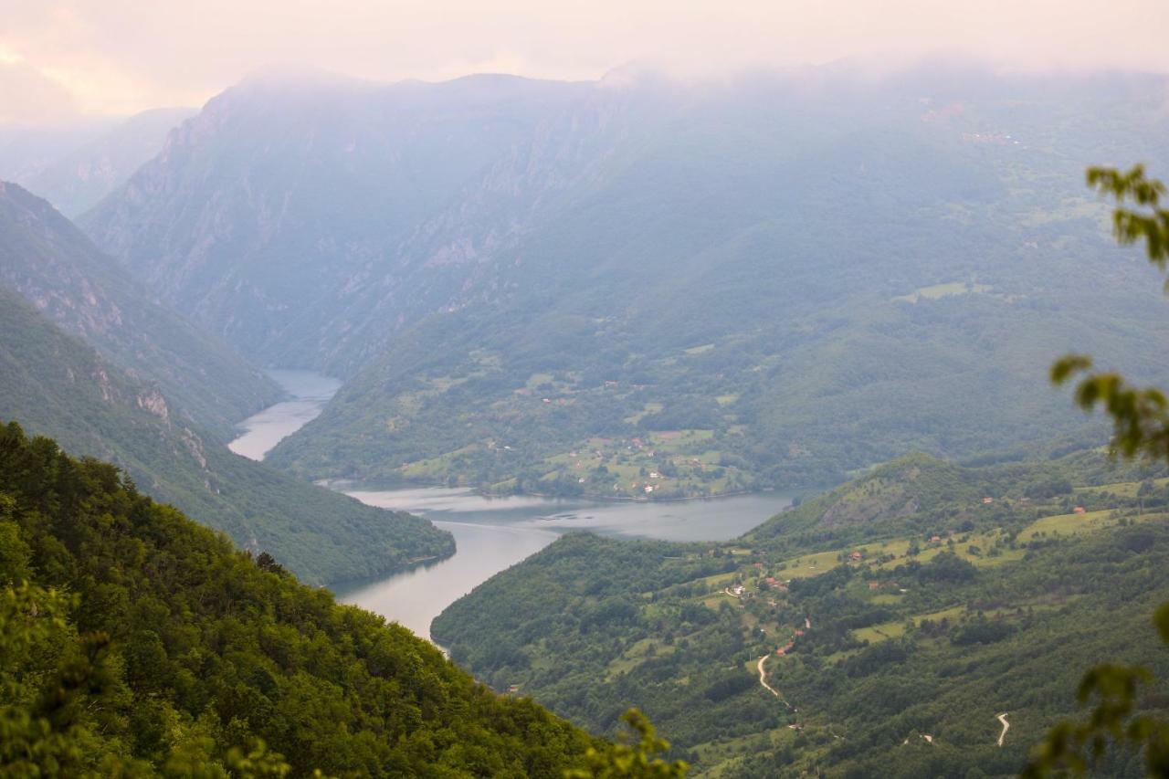 Dren - Banjska Stena Mitrovac Kültér fotó